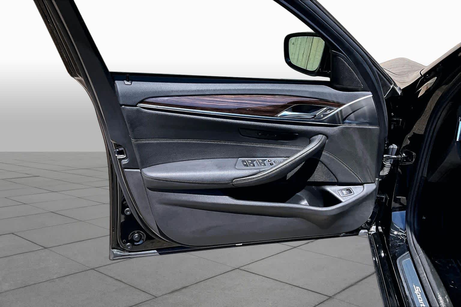 2019 BMW 530i