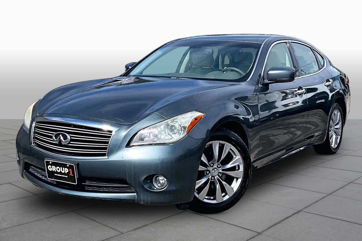 2012 INFINITI M37
