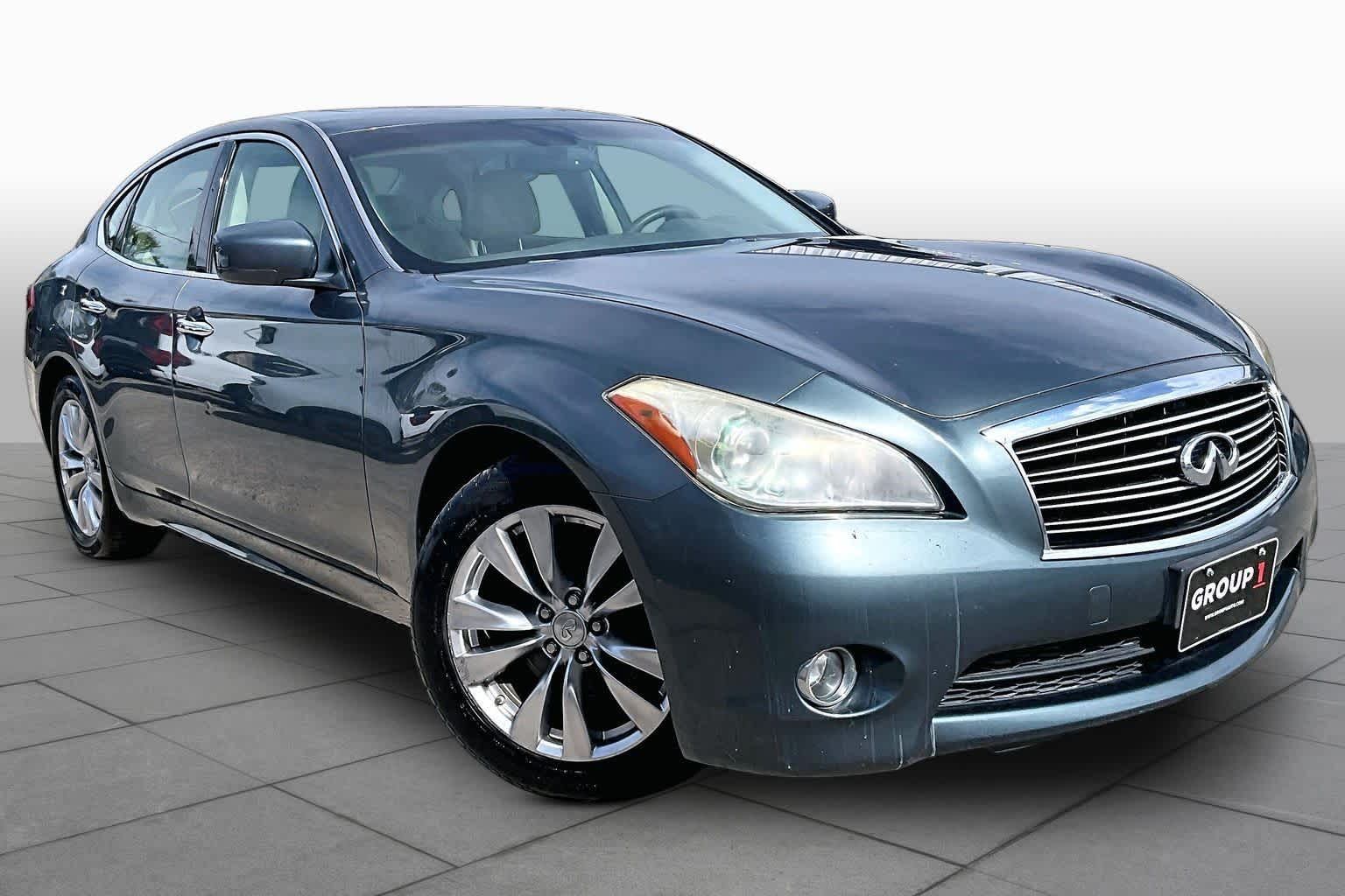 2012 INFINITI M37