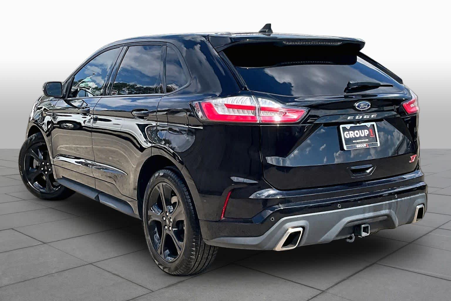 2023 Ford Edge