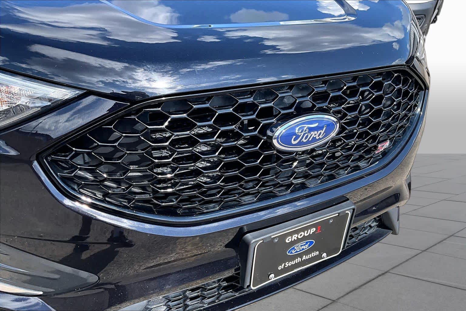 2023 Ford Edge