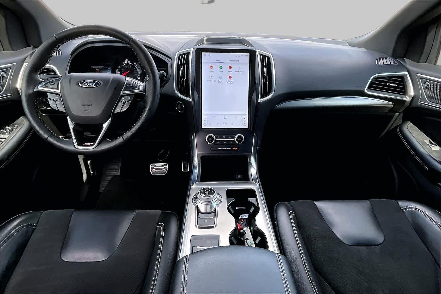 2023 Ford Edge