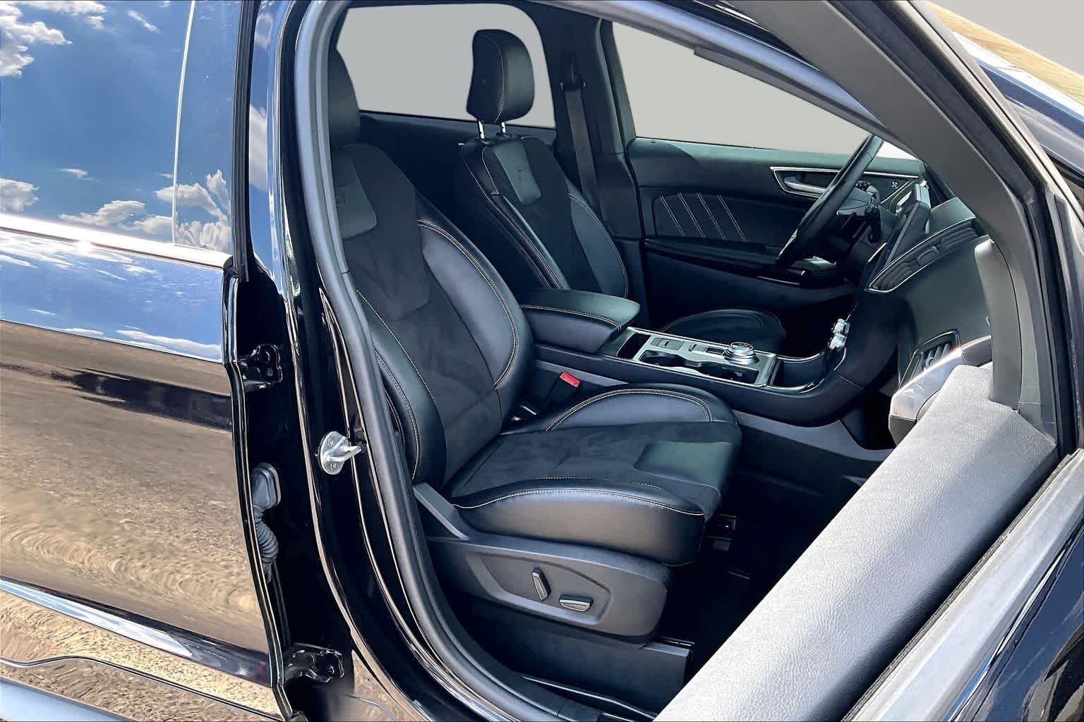 2023 Ford Edge