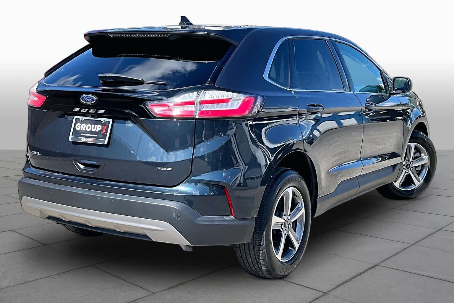 2024 Ford Edge