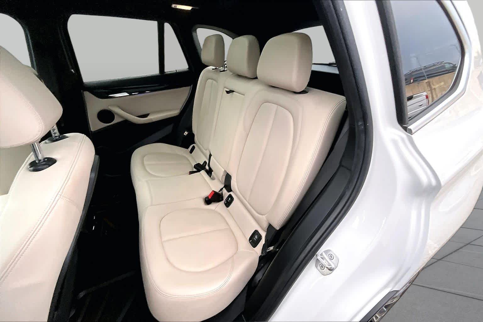 2021 BMW X1 sDrive28i