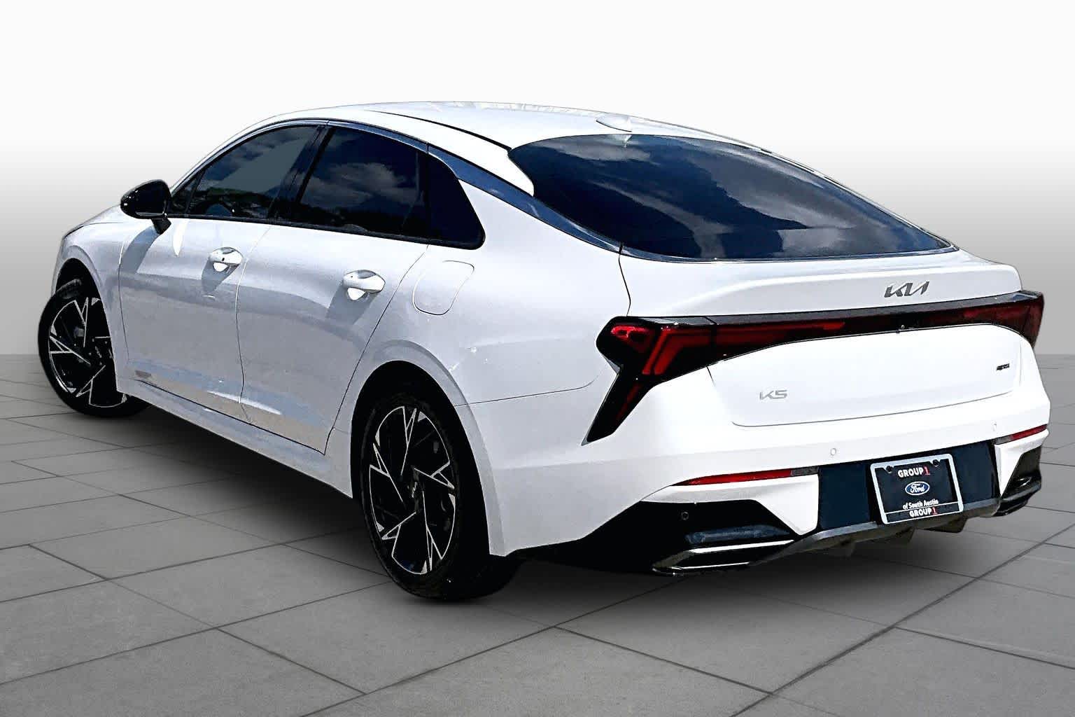 2026 Kia K5