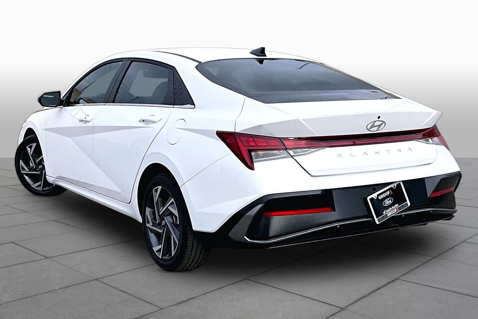 2025 Hyundai Elantra