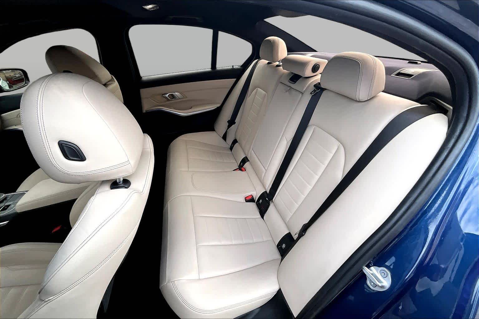 2021 BMW 330i