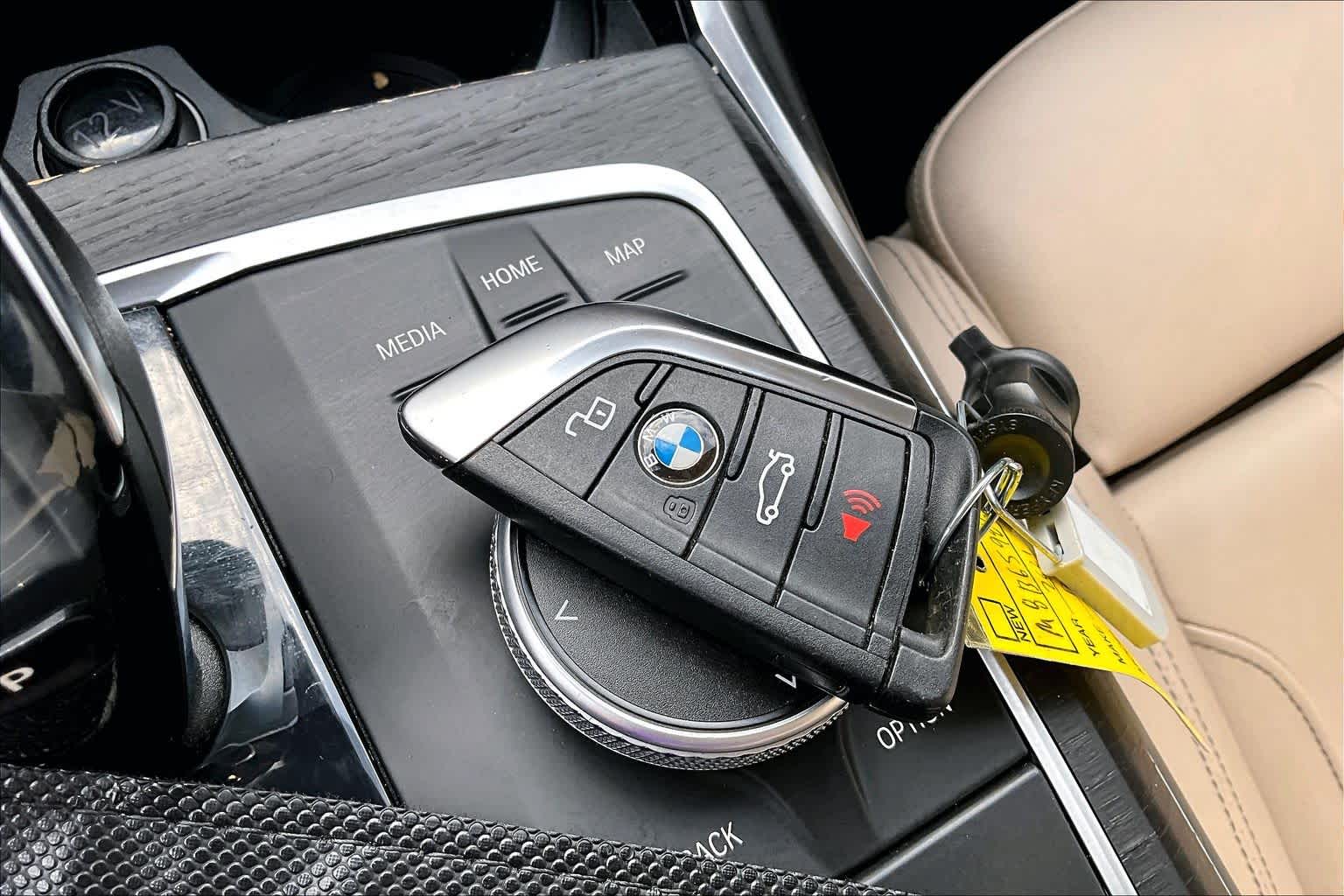 2021 BMW 330i