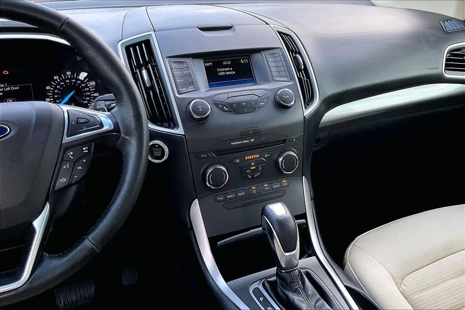 2017 Ford Edge