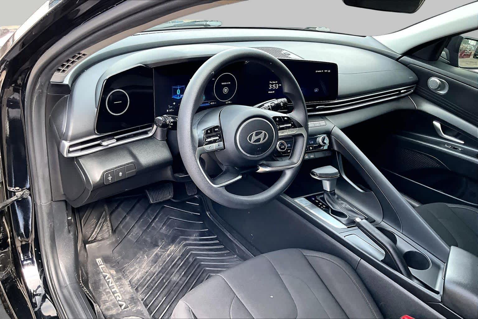 2024 Hyundai Elantra