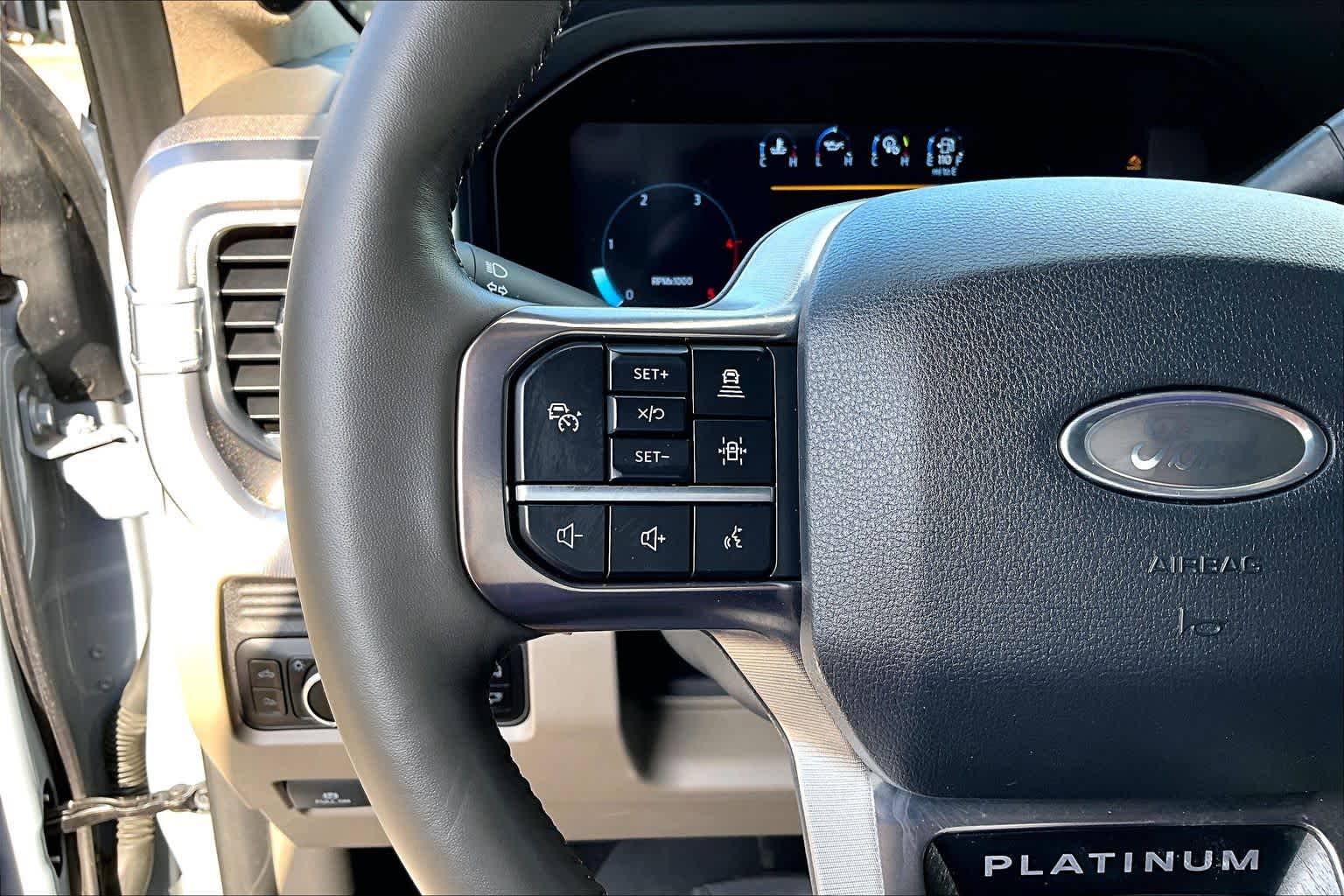 2025 Ford Super Duty F-350 SRW Pickup