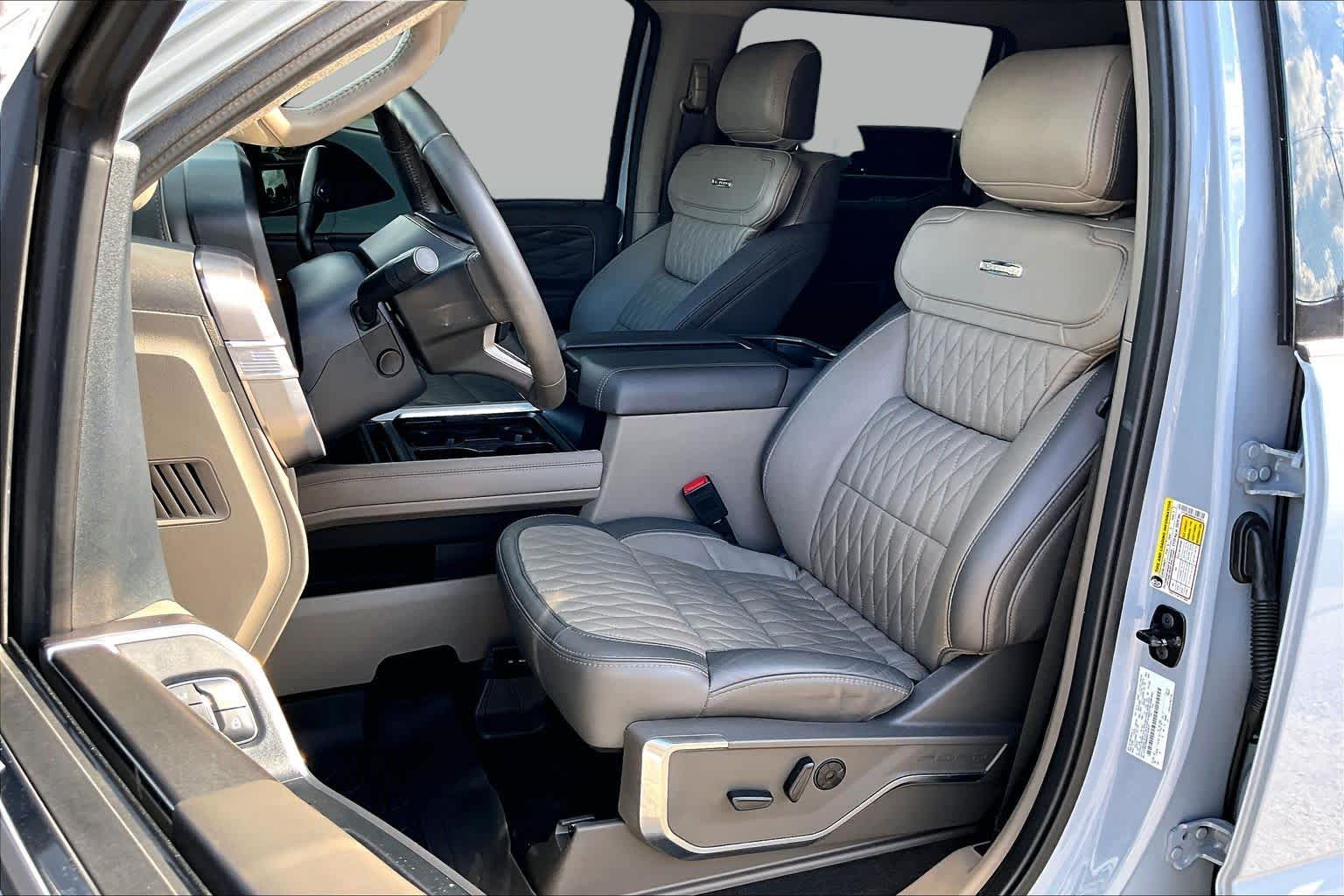 2025 Ford Super Duty F-350 SRW Pickup