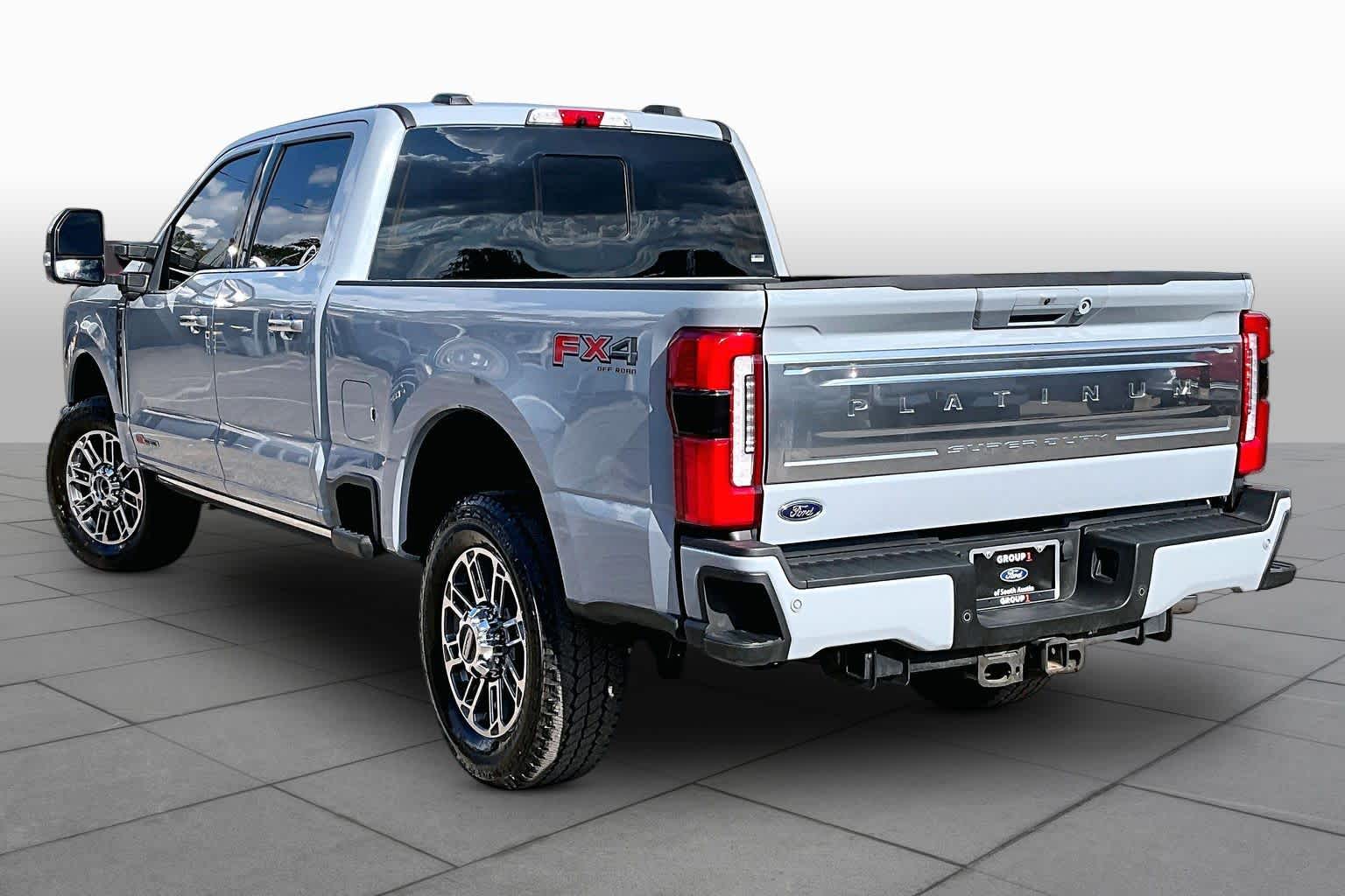 2025 Ford Super Duty F-350 SRW Pickup