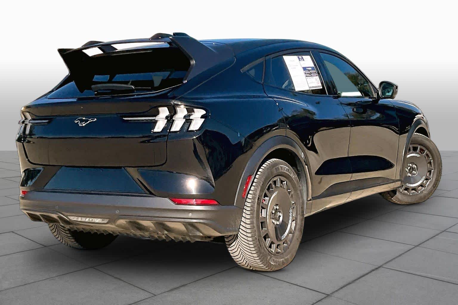 2025 Ford Mustang Mach-E