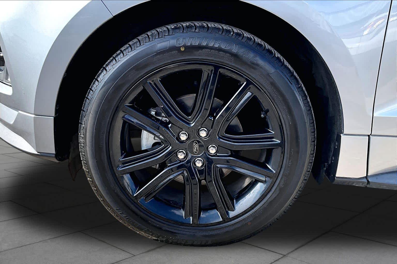 2020 Ford Edge