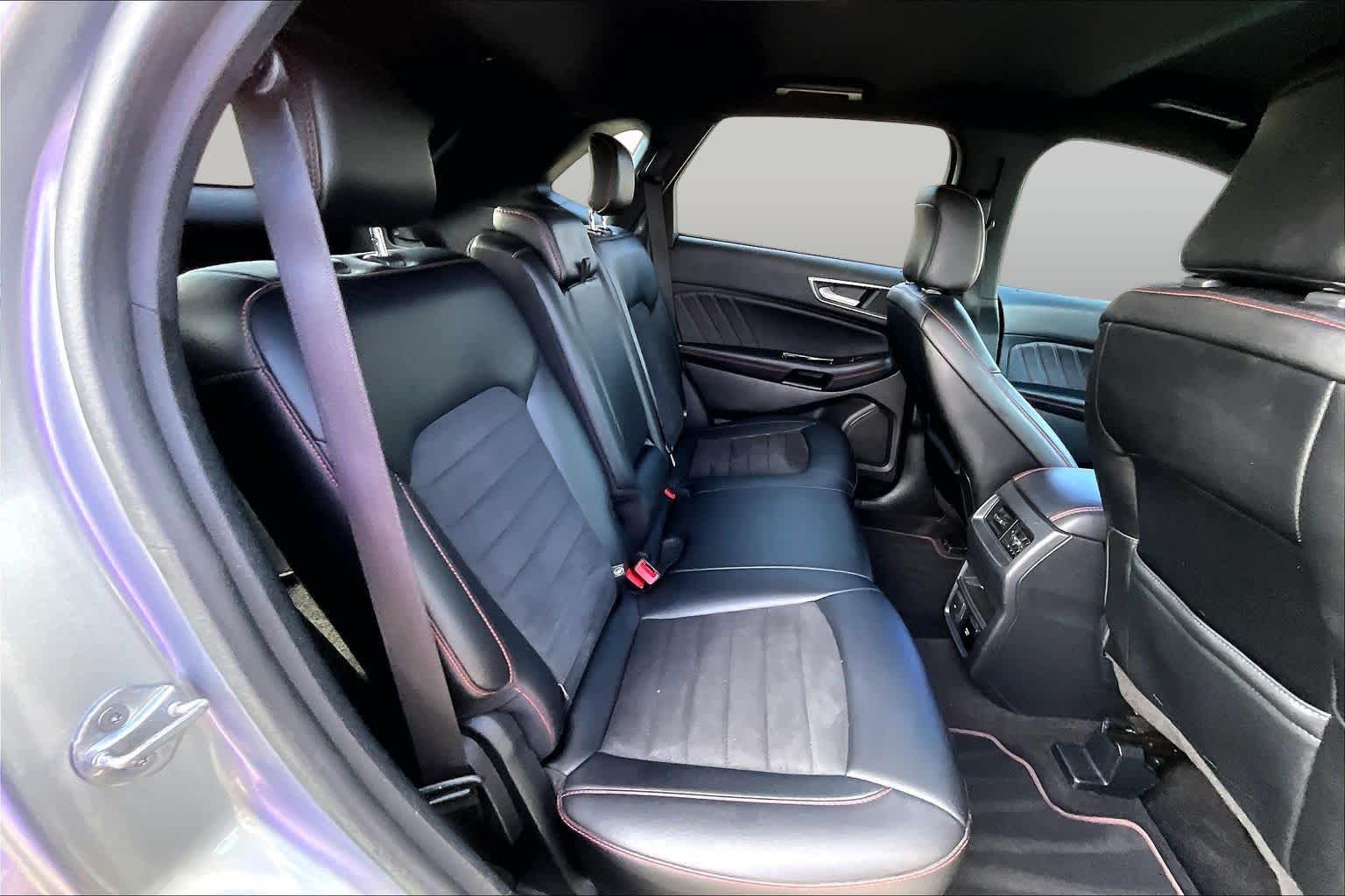 2020 Ford Edge
