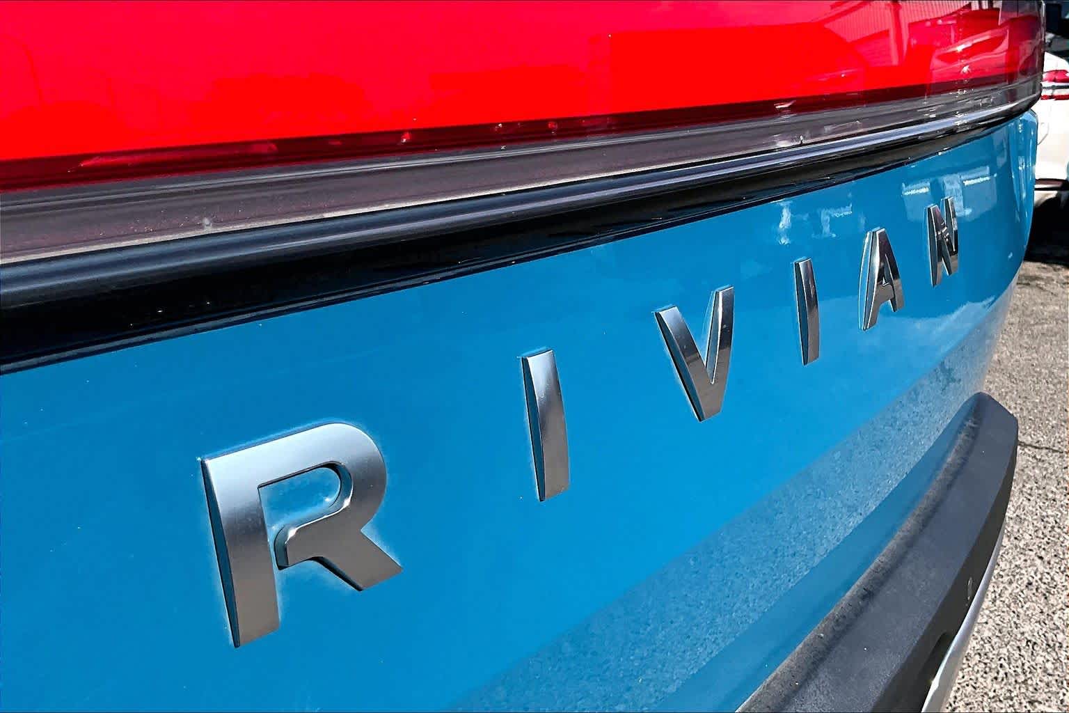 2022 Rivian R1T