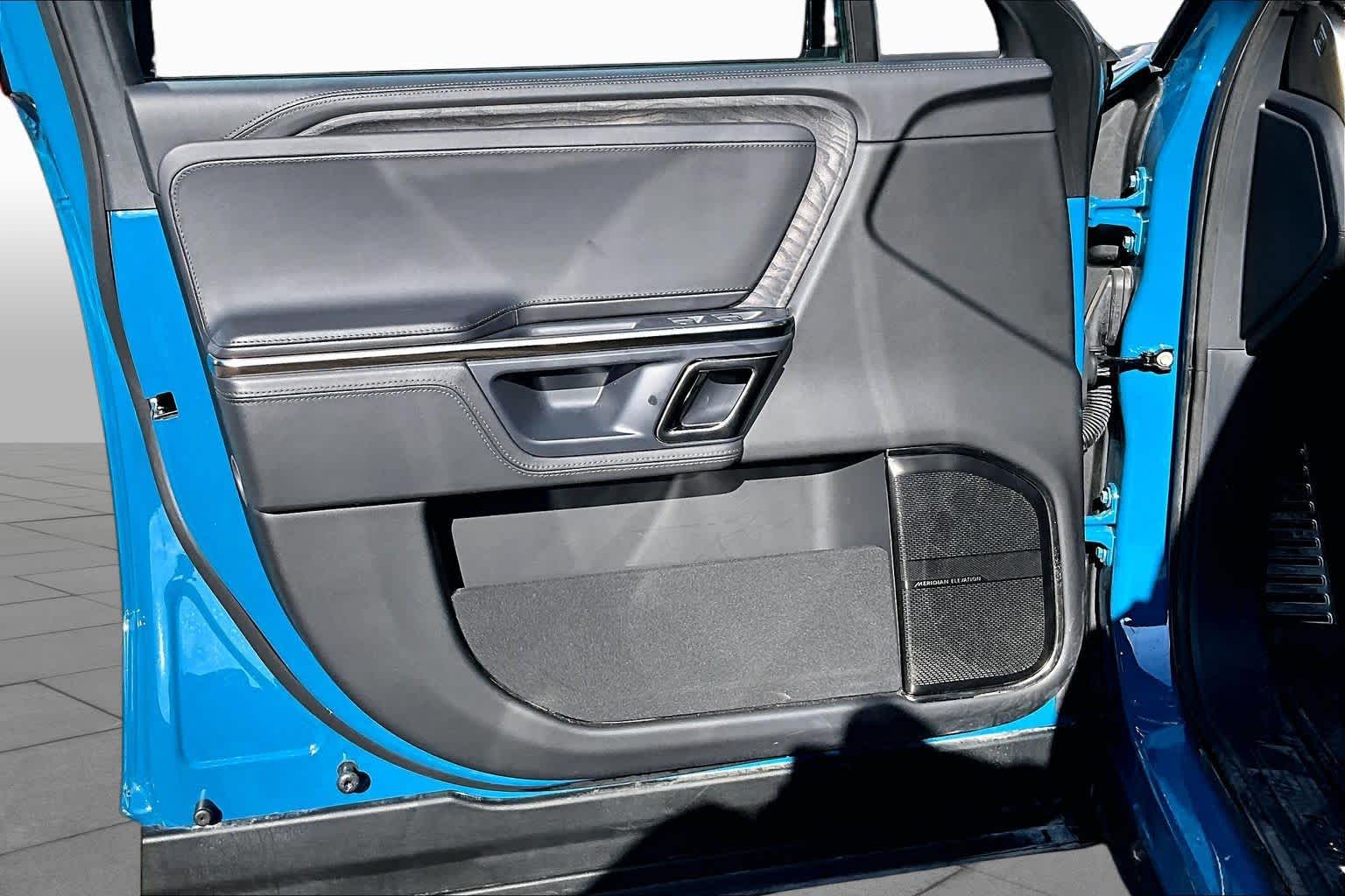 2022 Rivian R1T