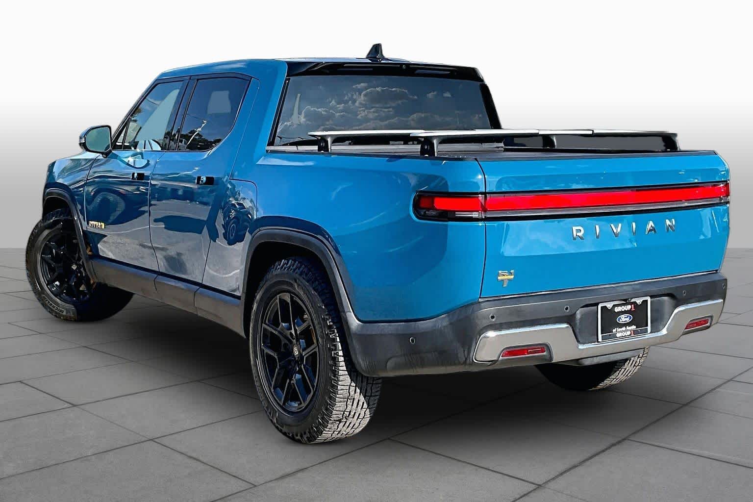 2022 Rivian R1T