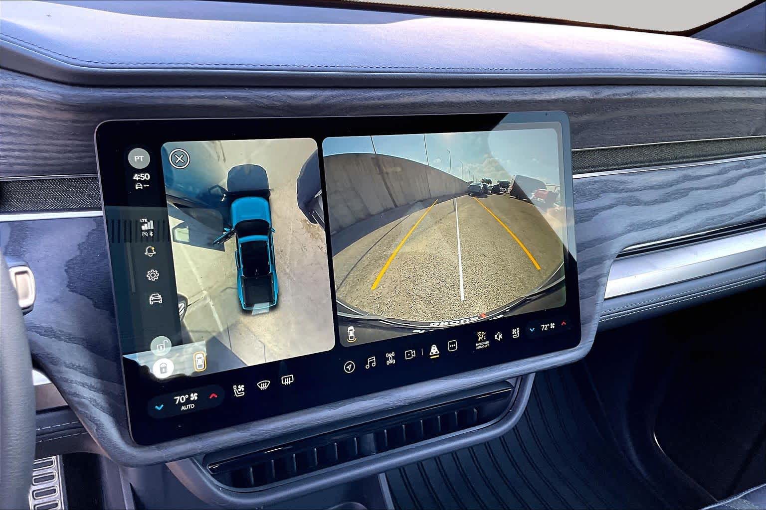 2022 Rivian R1T