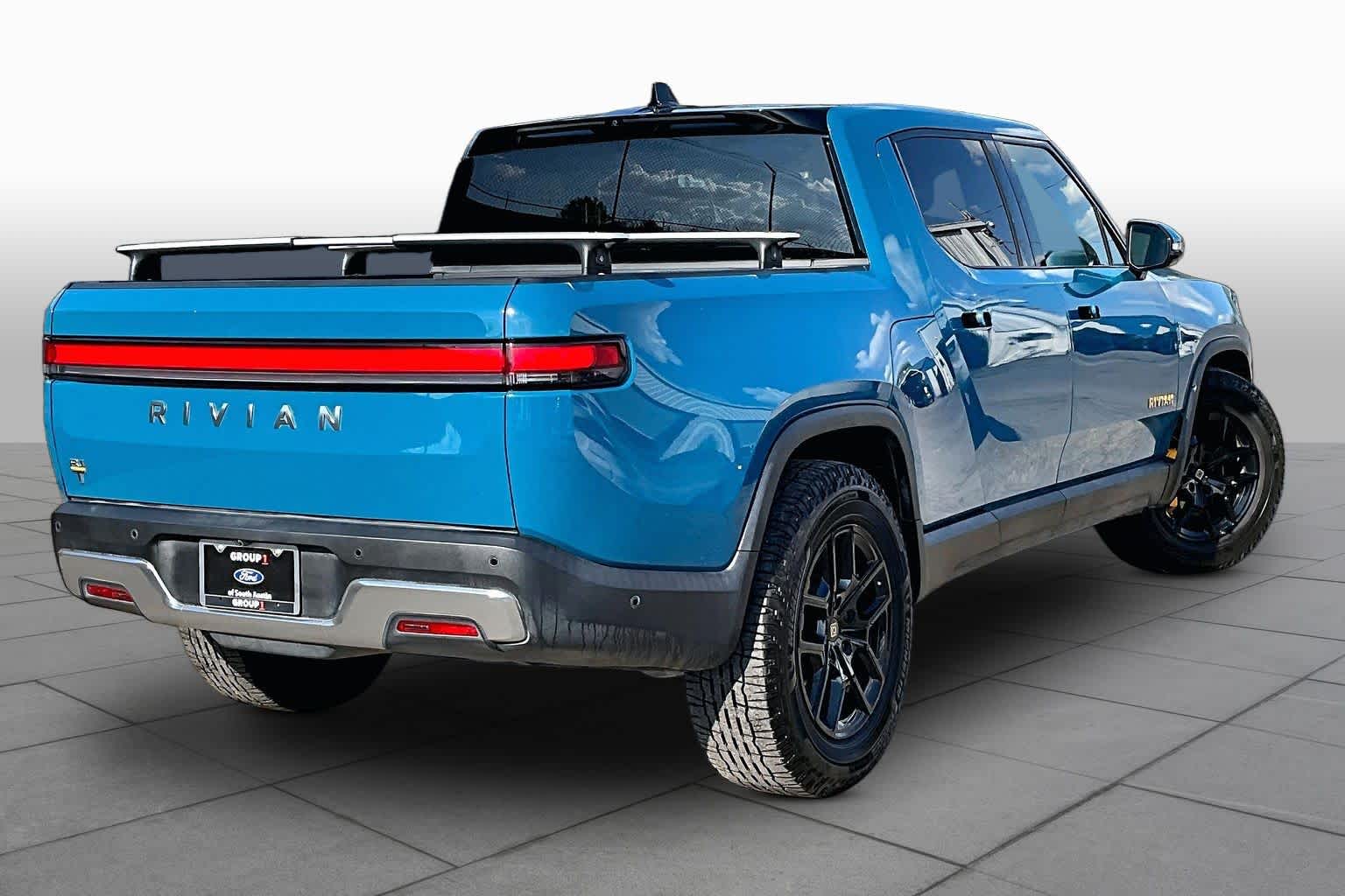 2022 Rivian R1T