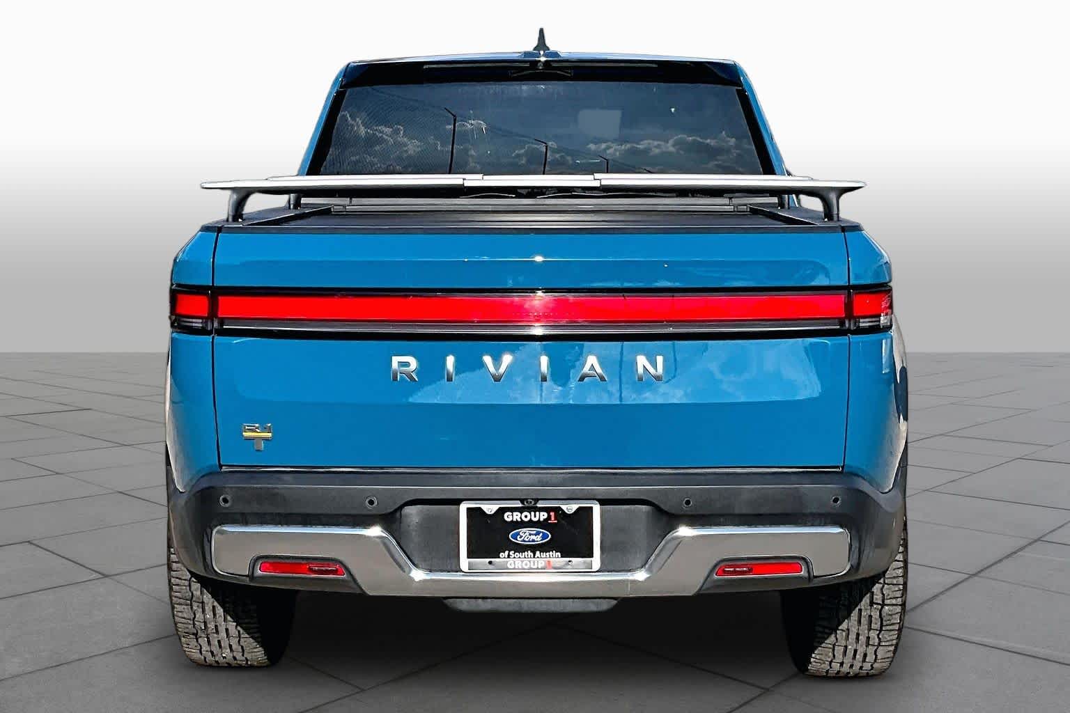 2022 Rivian R1T