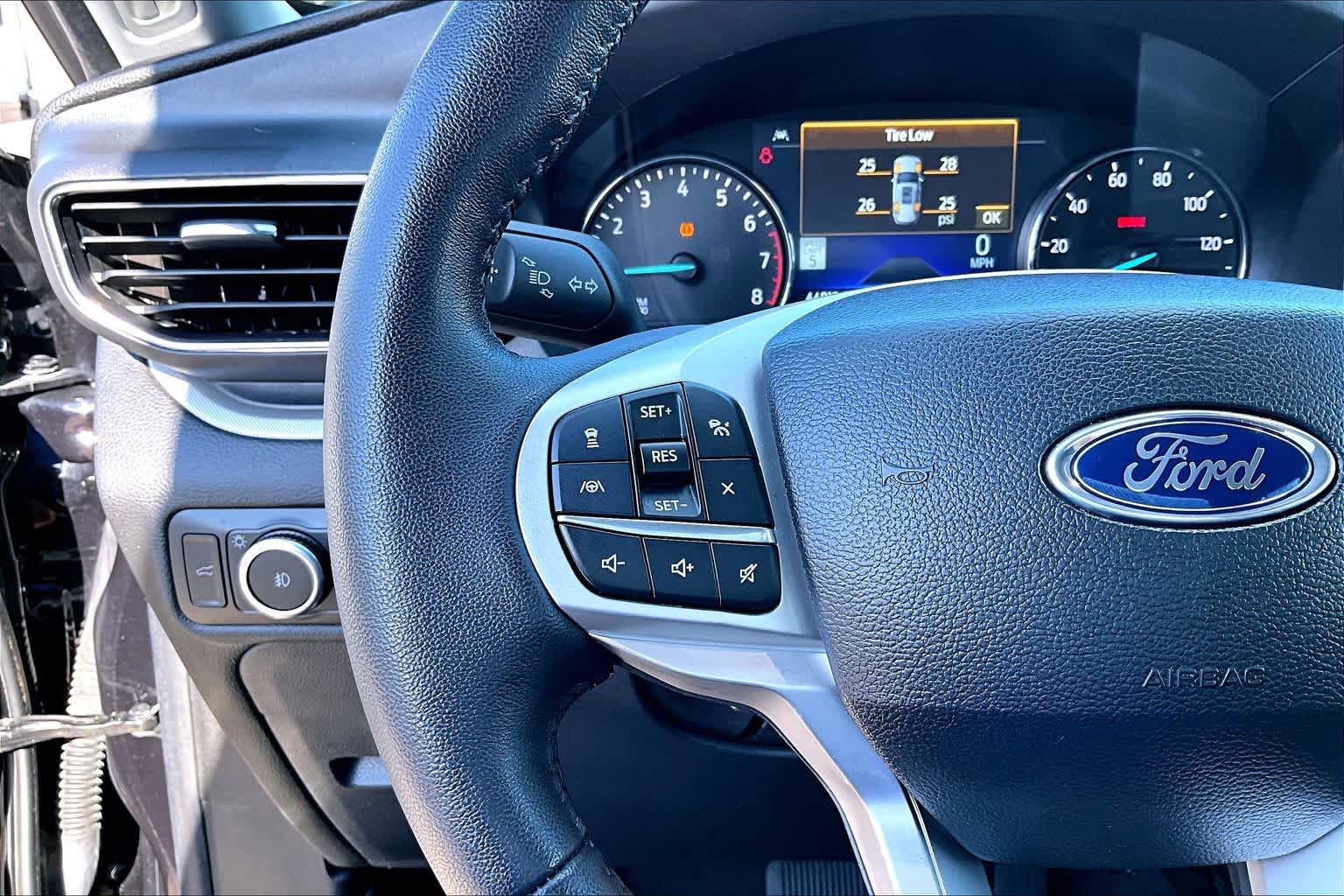 2024 Ford Explorer