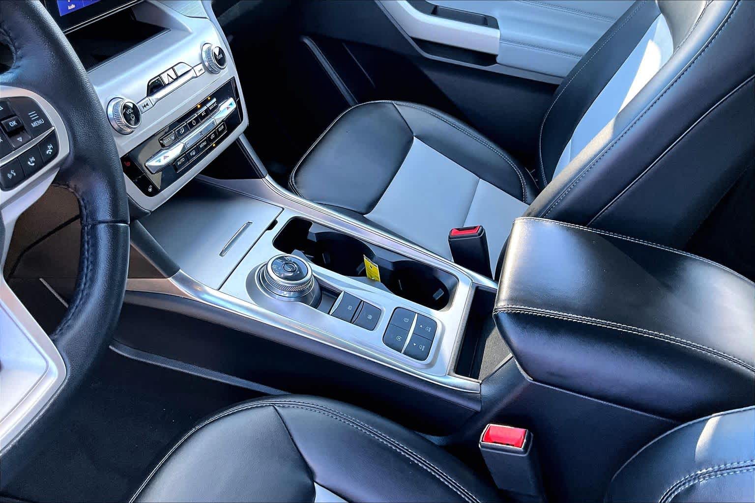 2024 Ford Explorer