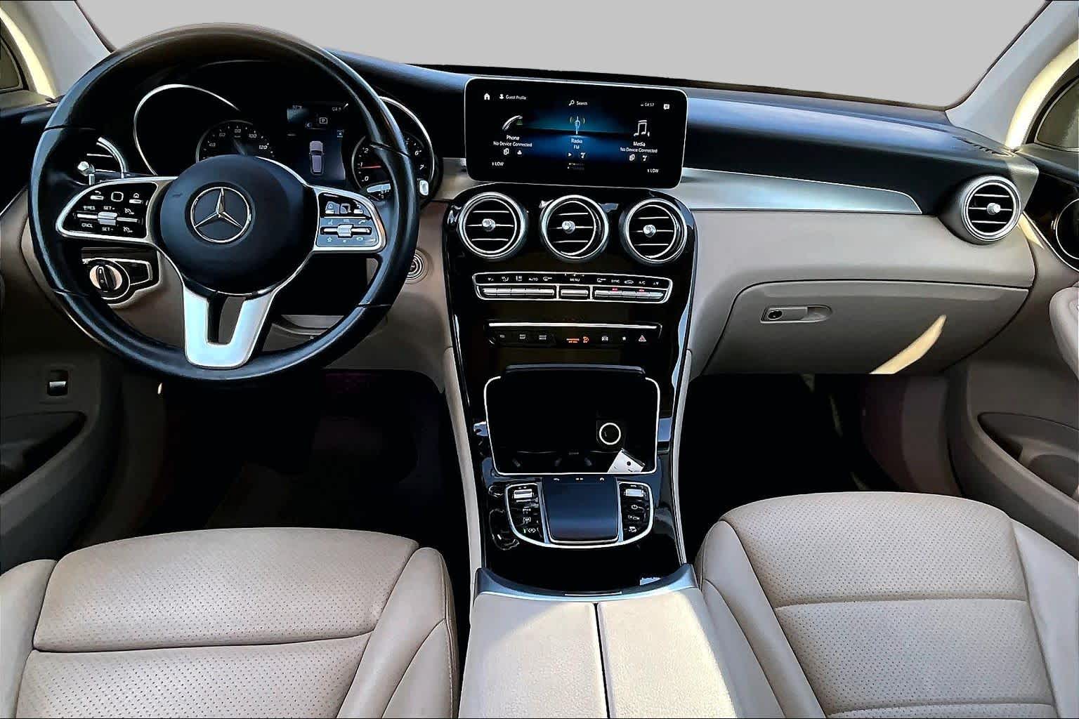 2021 Mercedes-Benz GLC 300