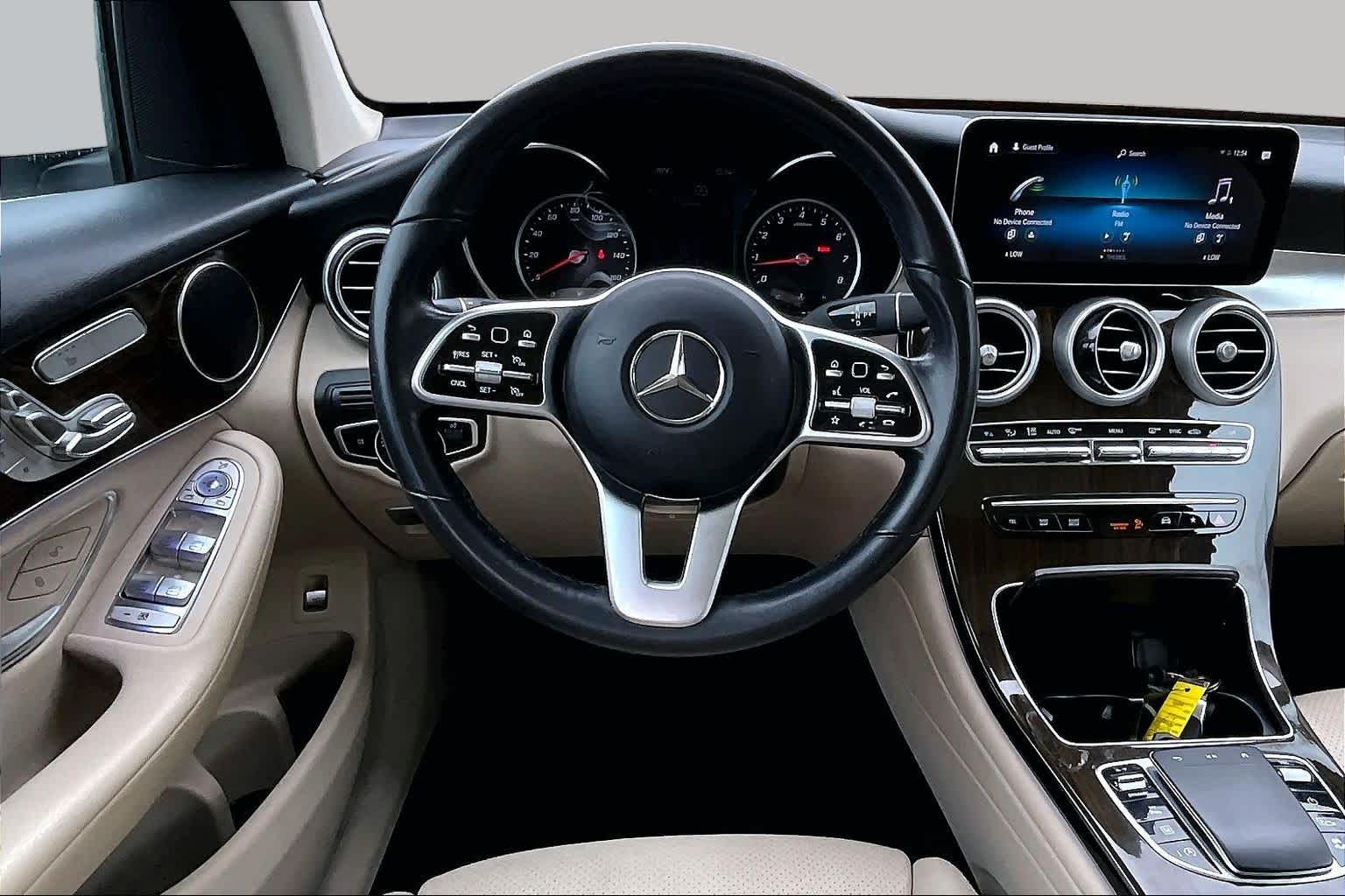 2022 Mercedes-Benz GLC 300