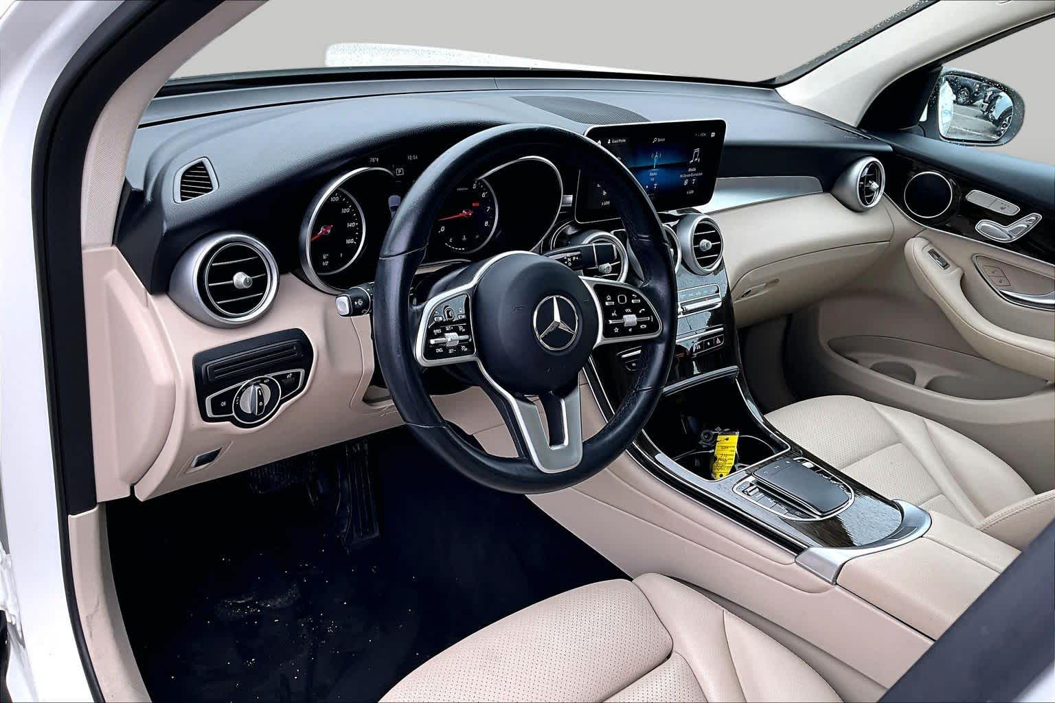 2022 Mercedes-Benz GLC 300