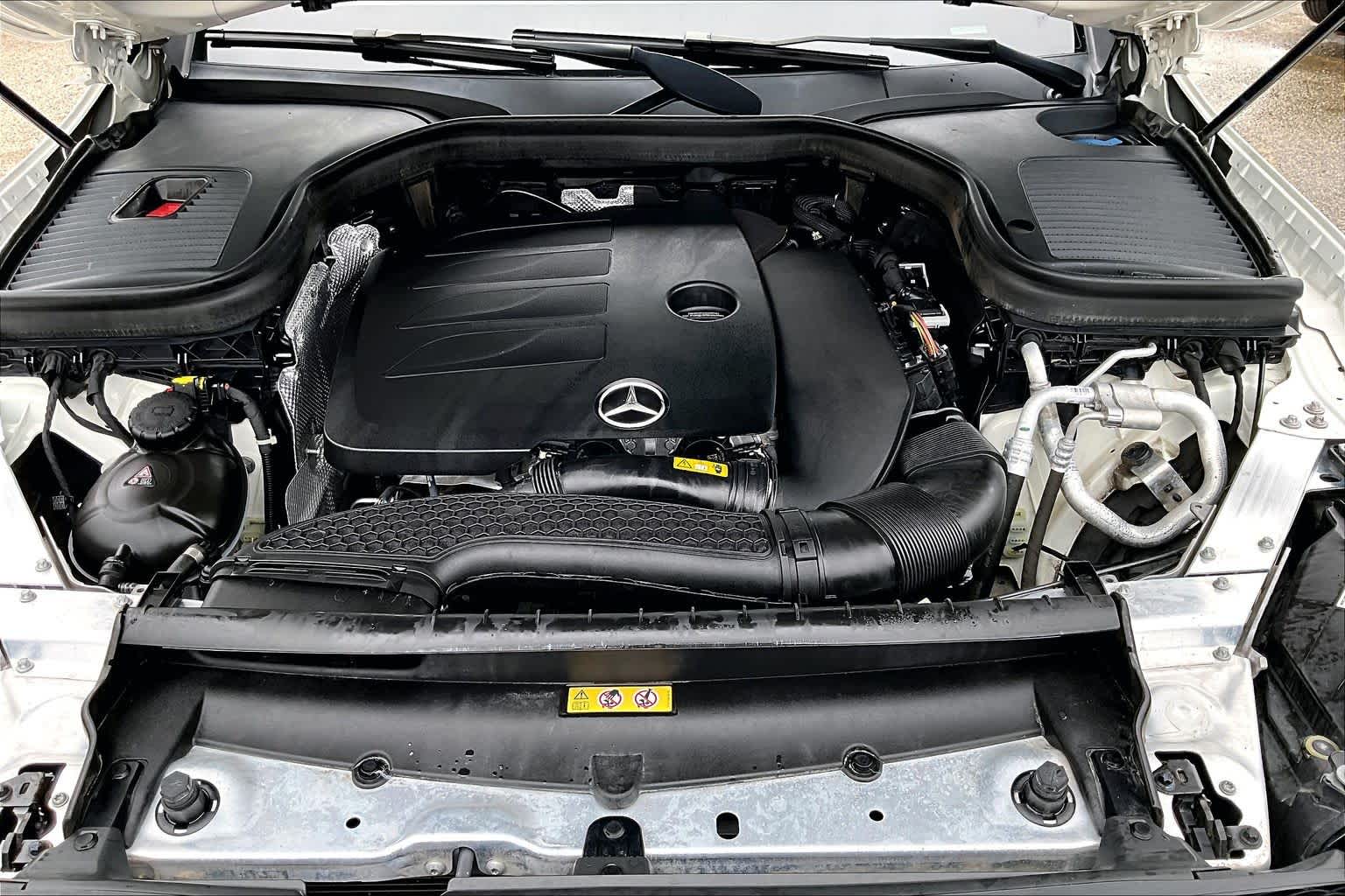 2022 Mercedes-Benz GLC 300