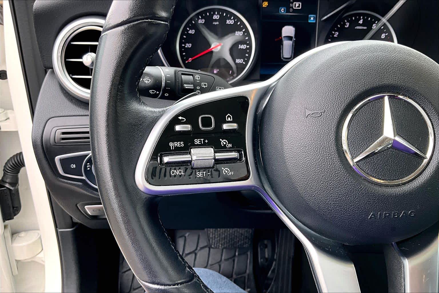2021 Mercedes-Benz GLC 300