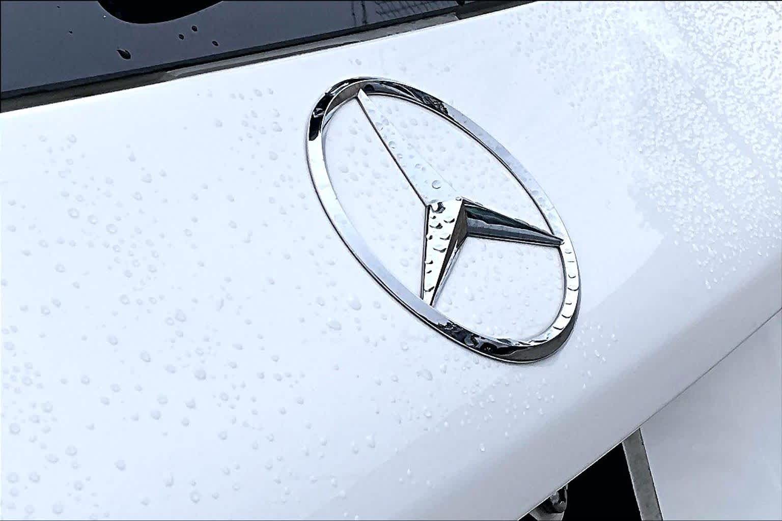2021 Mercedes-Benz GLC 300