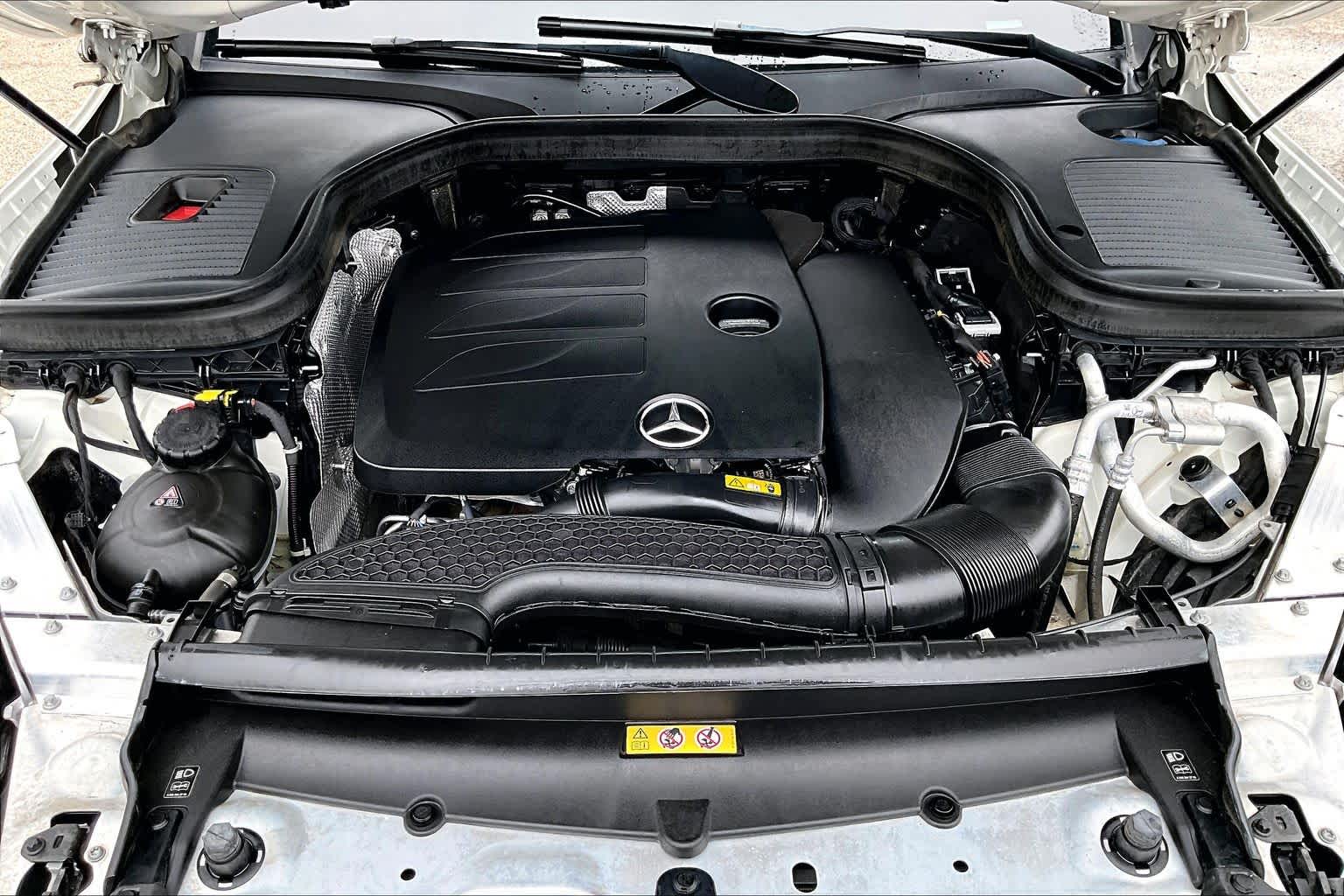 2021 Mercedes-Benz GLC 300