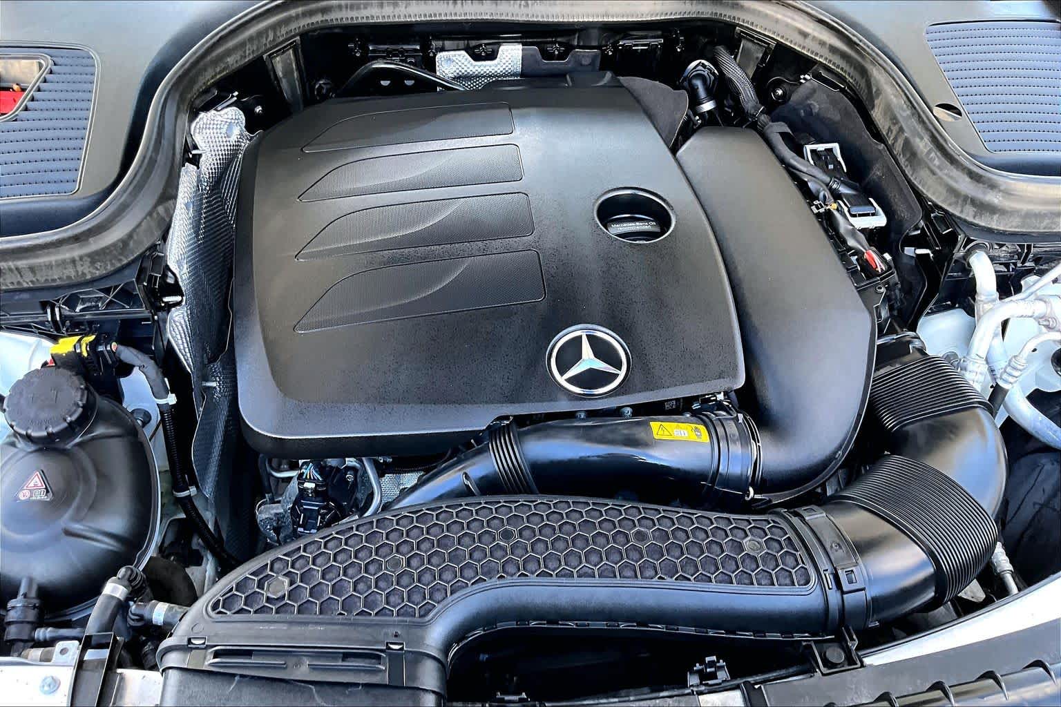 2022 Mercedes-Benz GLC 300