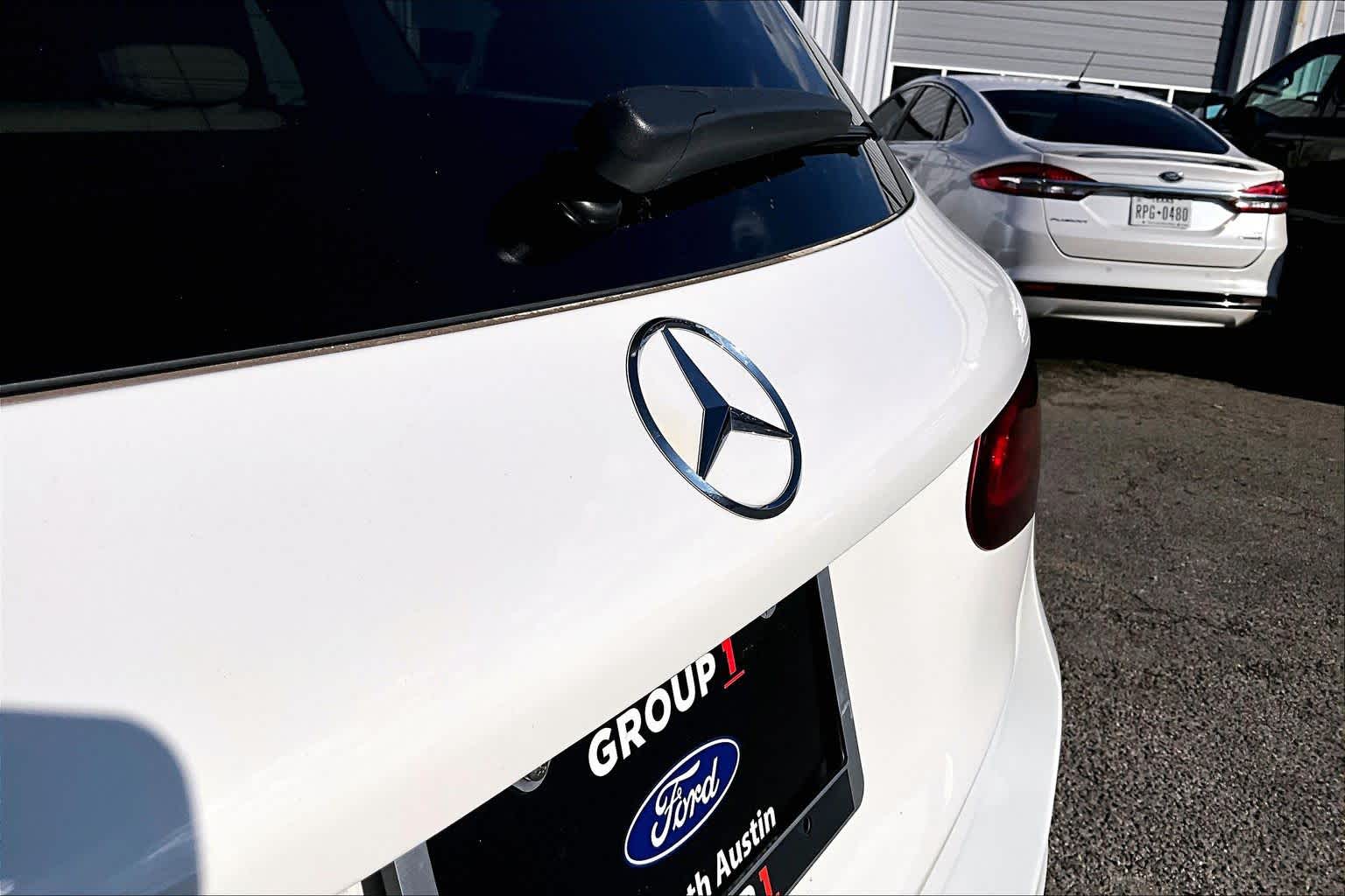 2022 Mercedes-Benz GLC 300