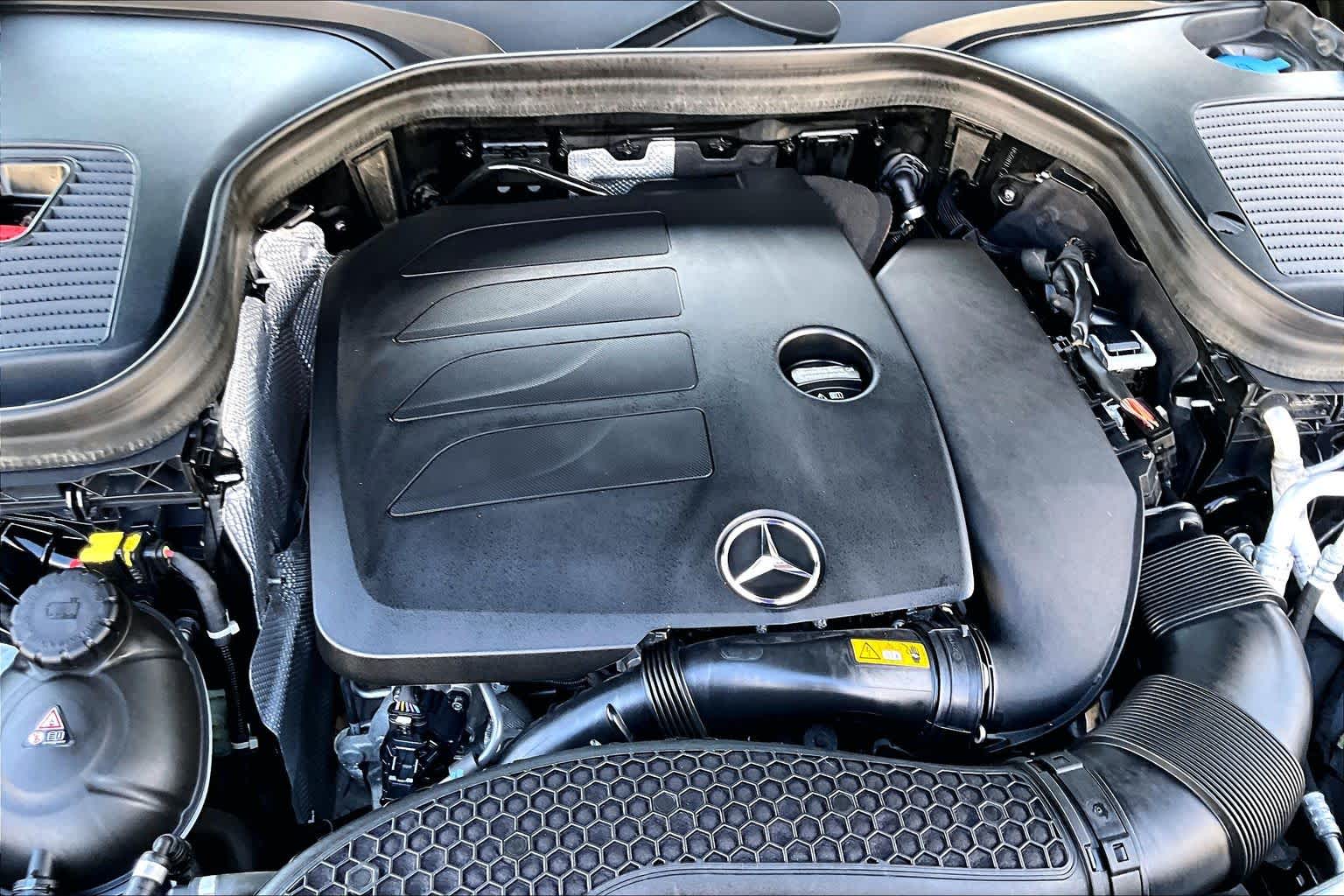 2021 Mercedes-Benz GLC 300